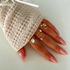 ELERA Inel Oval cu Zirconia - Eleganță Modernă cu Linii Delicate