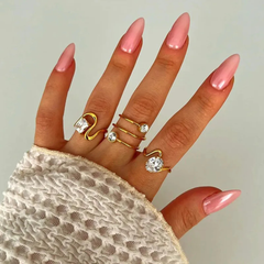 ELERA Inel Oval cu Zirconia - Eleganță Modernă cu Linii Delicate